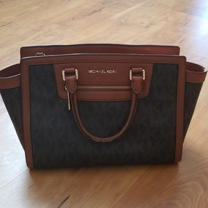Michael Kors large handle purse